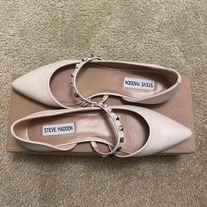 Steve Madden - Nude Flats